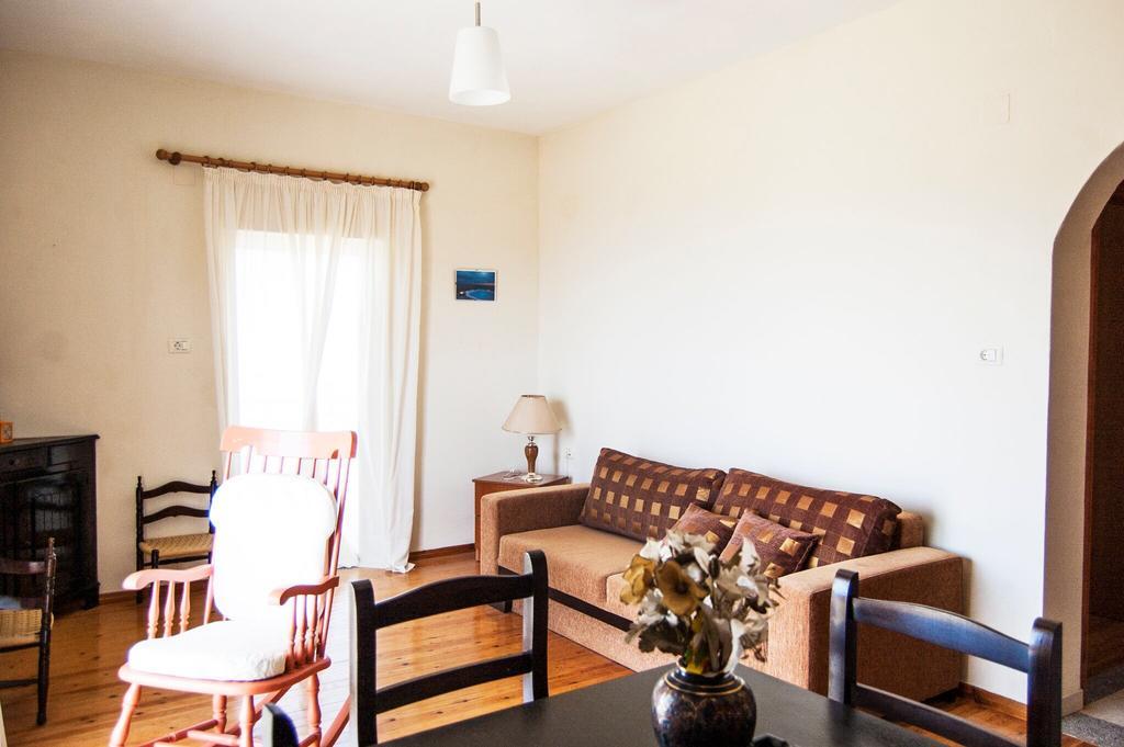 Janakis Apartments Himare Luaran gambar