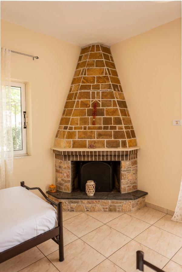 Janakis Apartments Himare Luaran gambar